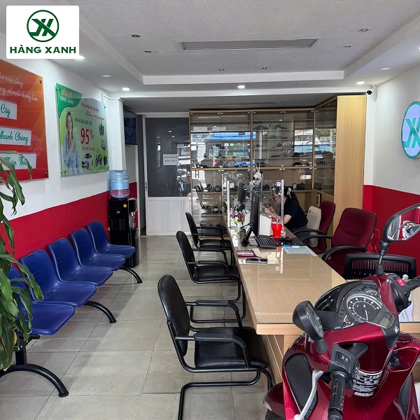 cầm điện thoại lấy tiền ngay